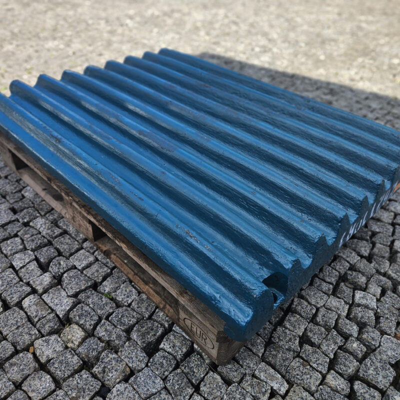 Szczęka Stała Premiertrak 300/330 CW017-002-MN180